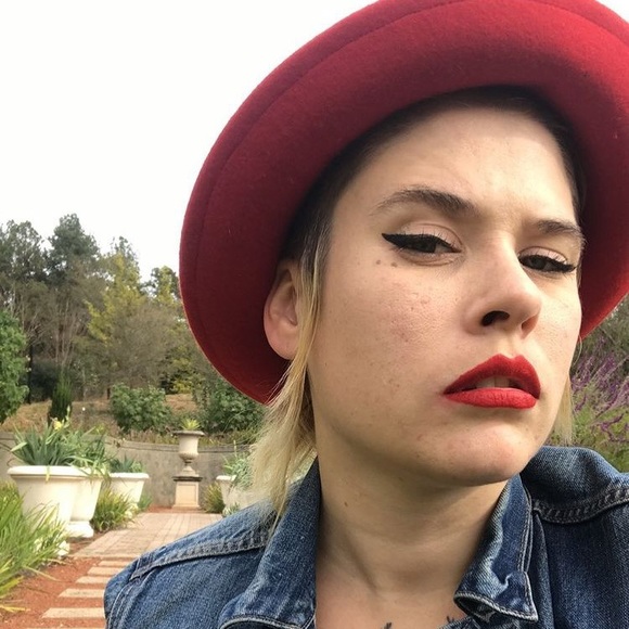 Meet your Posher, Kala - Picture 1 of 1